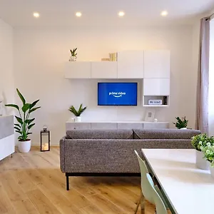 Remuria Domus Appartamento Roma